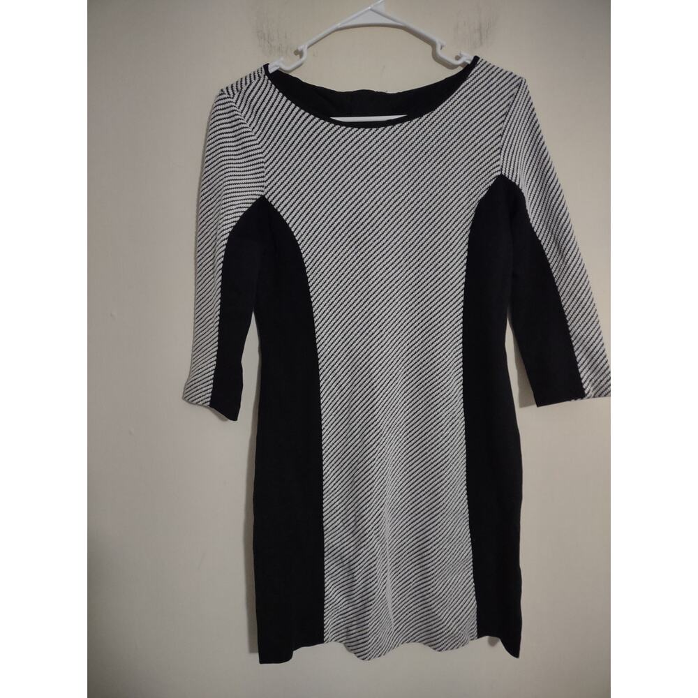 Banana republic Sheath‎ dress black and white 3/4 Sleeves career wear Siz…